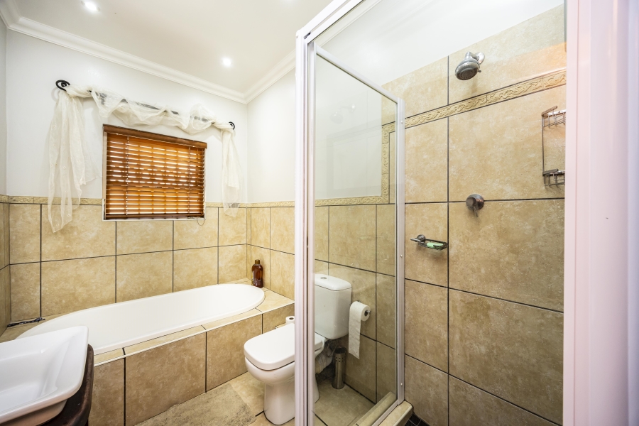 3 Bedroom Property for Sale in Baysville Eastern Cape